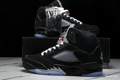 Hyperoad “Black Air Reimagined” Jordan Metallic 5 1001